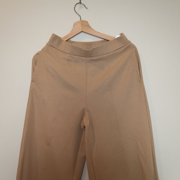 Uniqlo Wide Leg Pants - Picture 5 of 8
